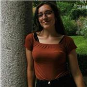 Laureata in Filosofia e Relazioni Internazionali, offre lezioni private a Torino e online di discipline umanistiche